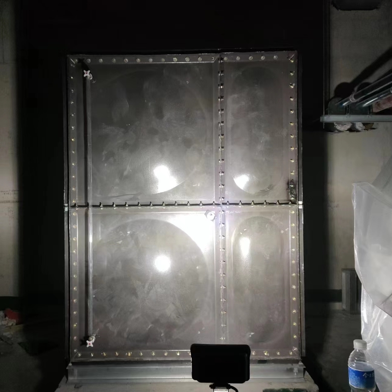 北京（jīng）中國建築三局項目工程項目搪瓷鋼板水箱安裝完畢